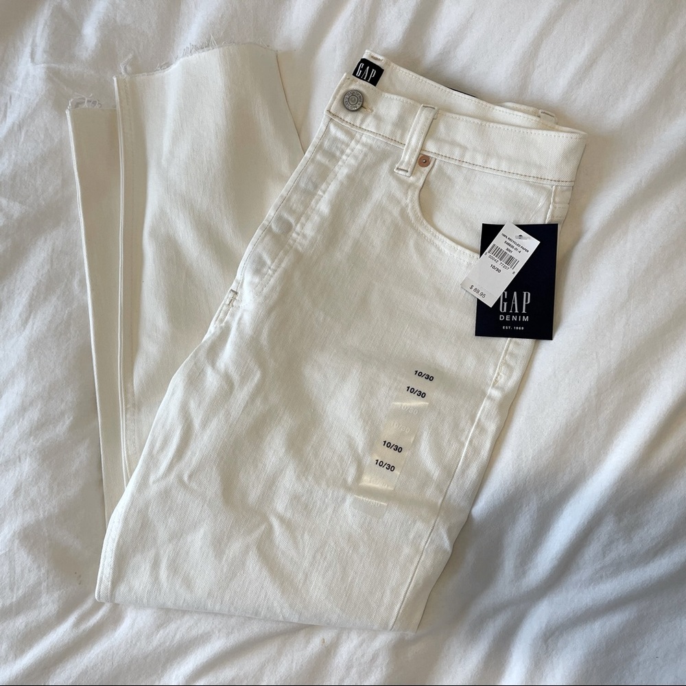 High Rise Cheeky Straight Jeans